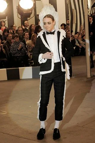 Look 48
